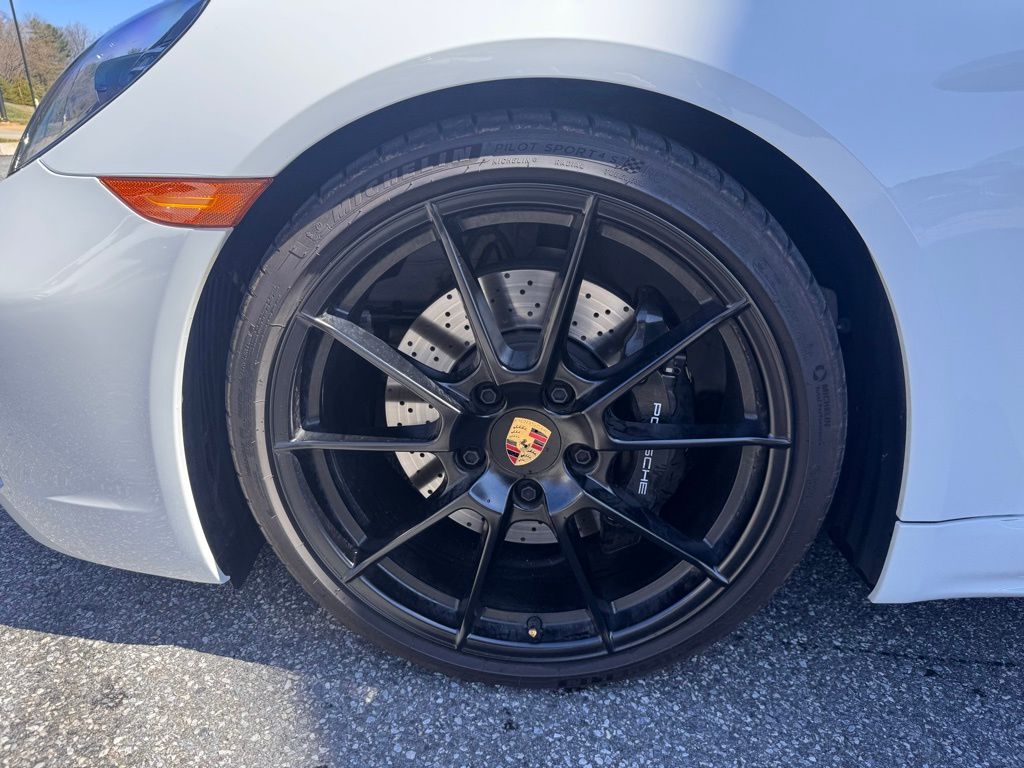 2024 Porsche 718 GTS - Photo 14