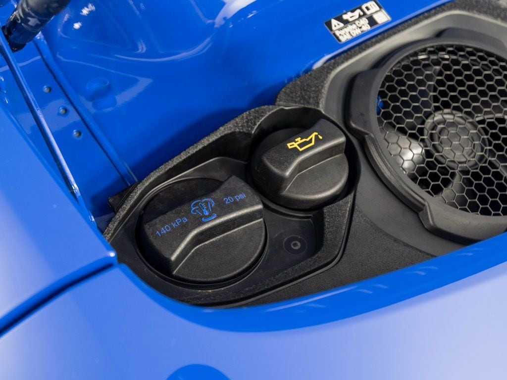 2025 Porsche 911 - Photo 20