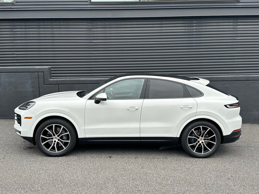 Certified 2025 Porsche Cayenne Coupe  SUV