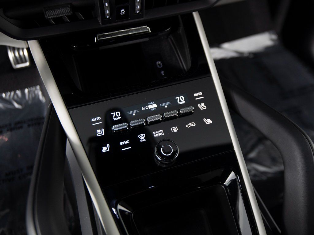 2026 Porsche Cayenne S - Photo 21