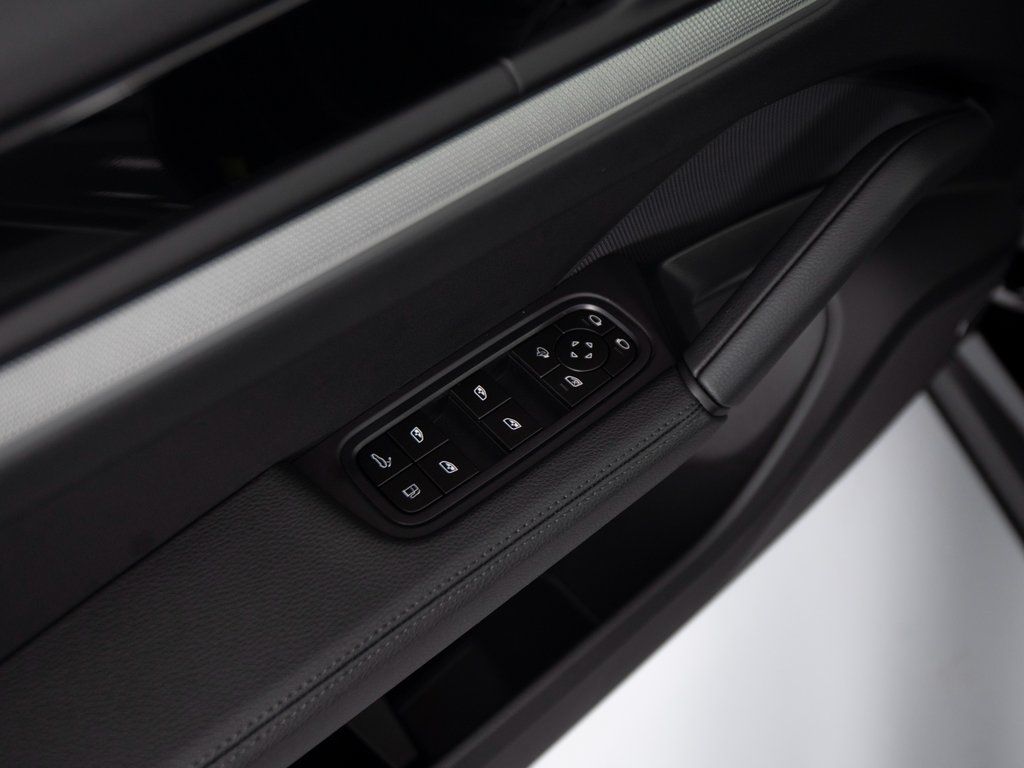 2026 Porsche Cayenne Coup E-Hybrid - Photo 14