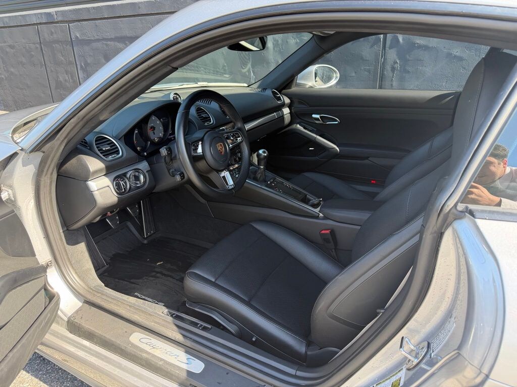 Certified 2024 Porsche 718 Cayman S Coupe