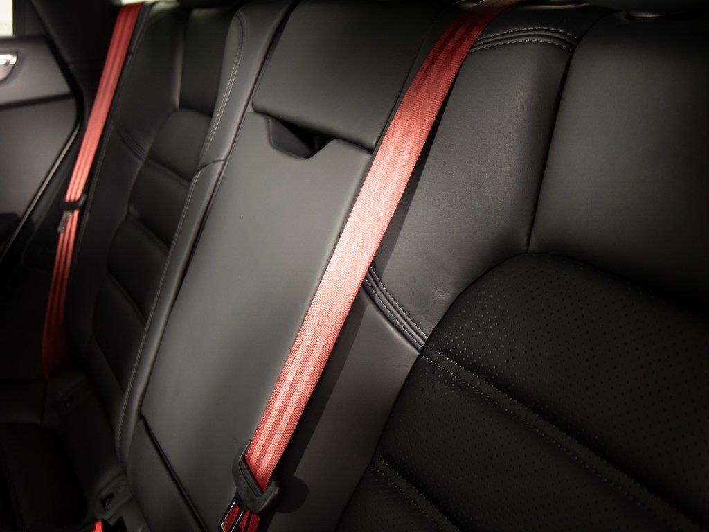 2026 Porsche Macan GTS - Photo 39