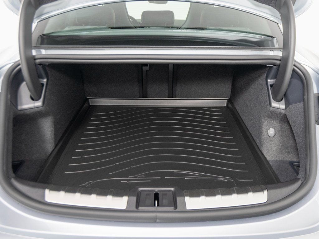 2026 Porsche Taycan Base - Photo 37