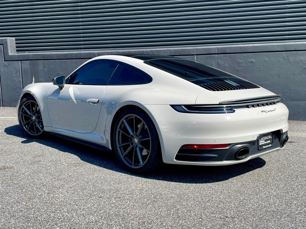 2024 Porsche 911 T photo 3