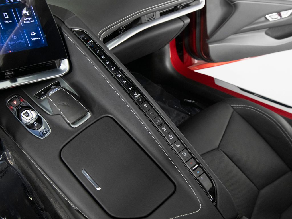 2024 Chevrolet Corvette 2LZ - Photo 25