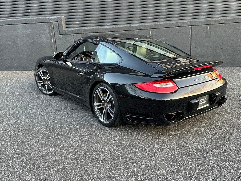 2012 Porsche 911 Turbo photo 3