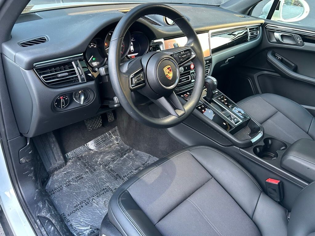 Certified 2025 Porsche Macan SUV