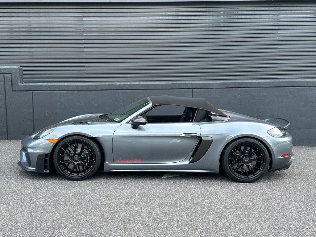 2024 Porsche Boxster Spyder photo 2