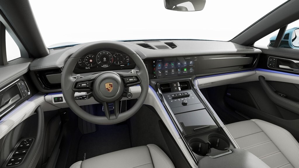 2026 Porsche Panamera 4 photo 4