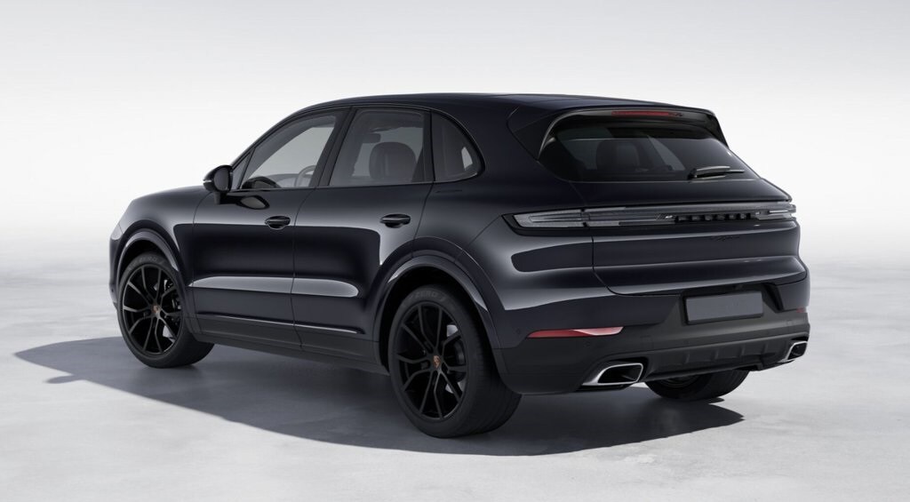 2025 Porsche Cayenne photo 3