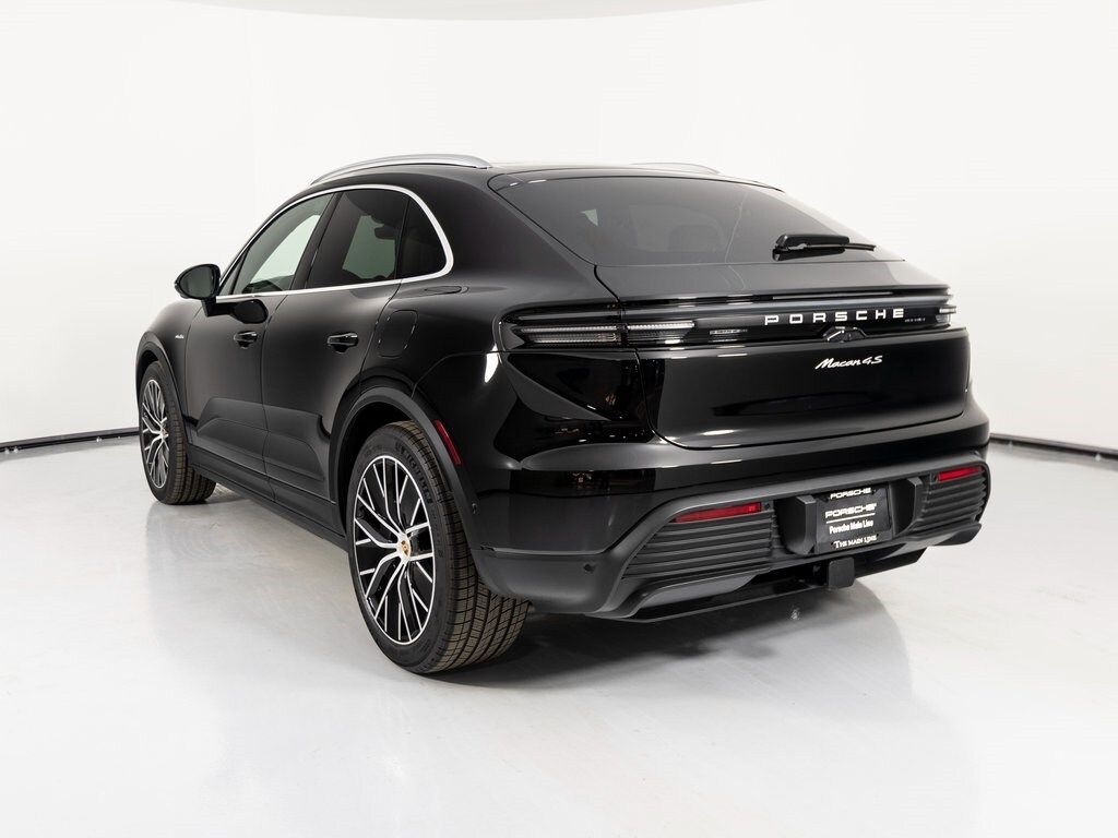 2025 Porsche Macan Electric photo 3