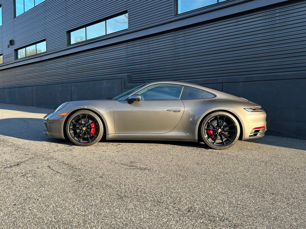 2023 Porsche 911 S photo 2
