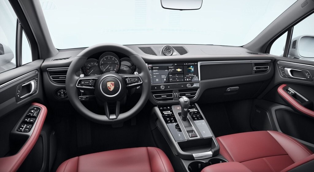 2026 Porsche Macan T photo 4