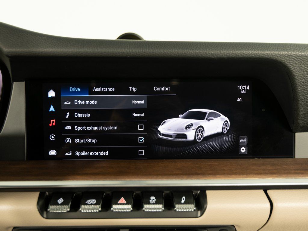 2025 Porsche 911 - Photo 34