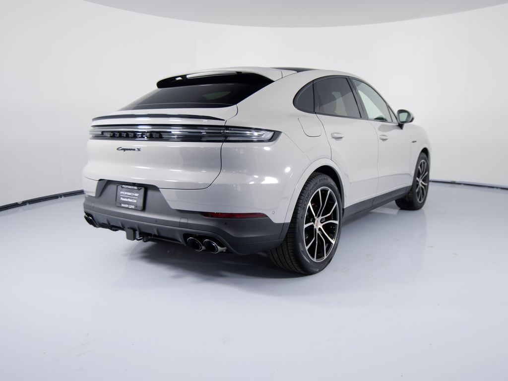 2026 Porsche Cayenne Coup S E-Hybrid - Photo 8