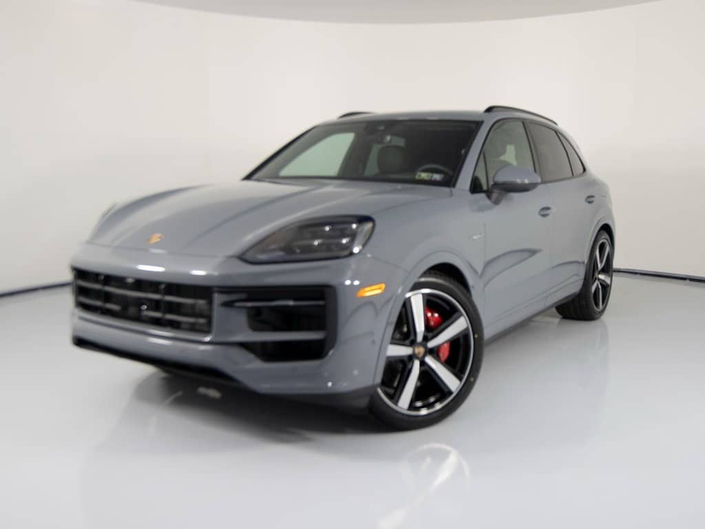 2026 Porsche Cayenne E-Hybrid SUV 
