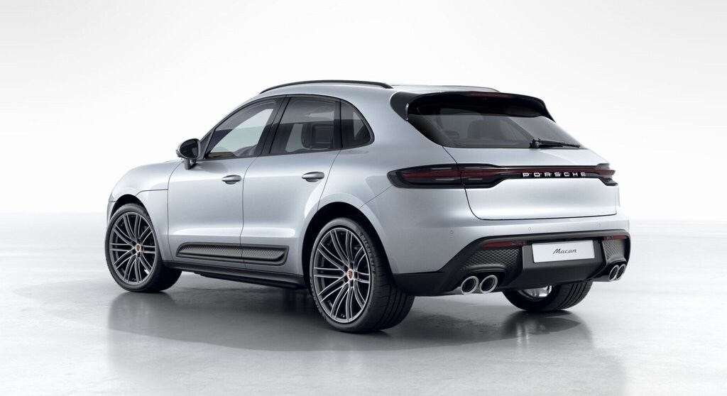 2026 Porsche Macan T photo 3