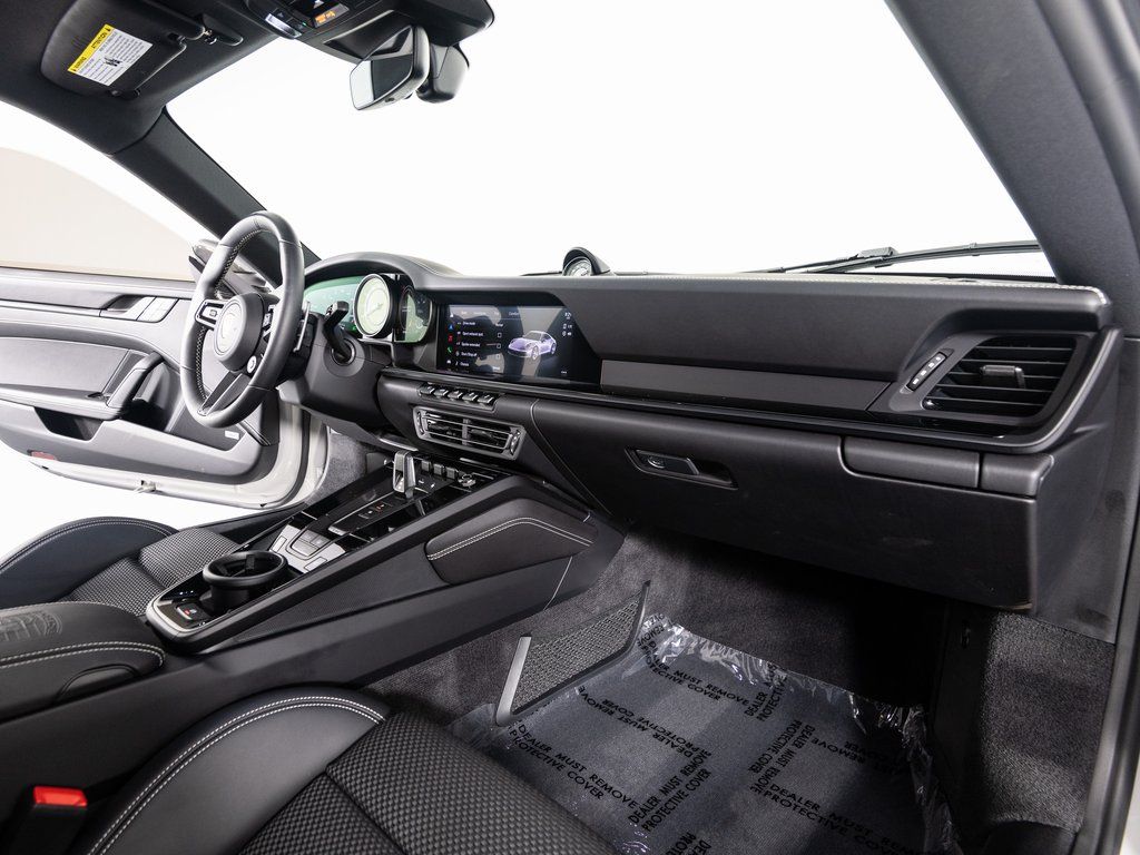 2024 Porsche 911 T - Photo 29
