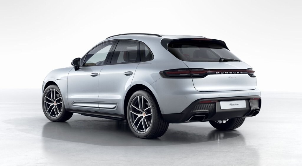2026 Porsche Macan T photo 3