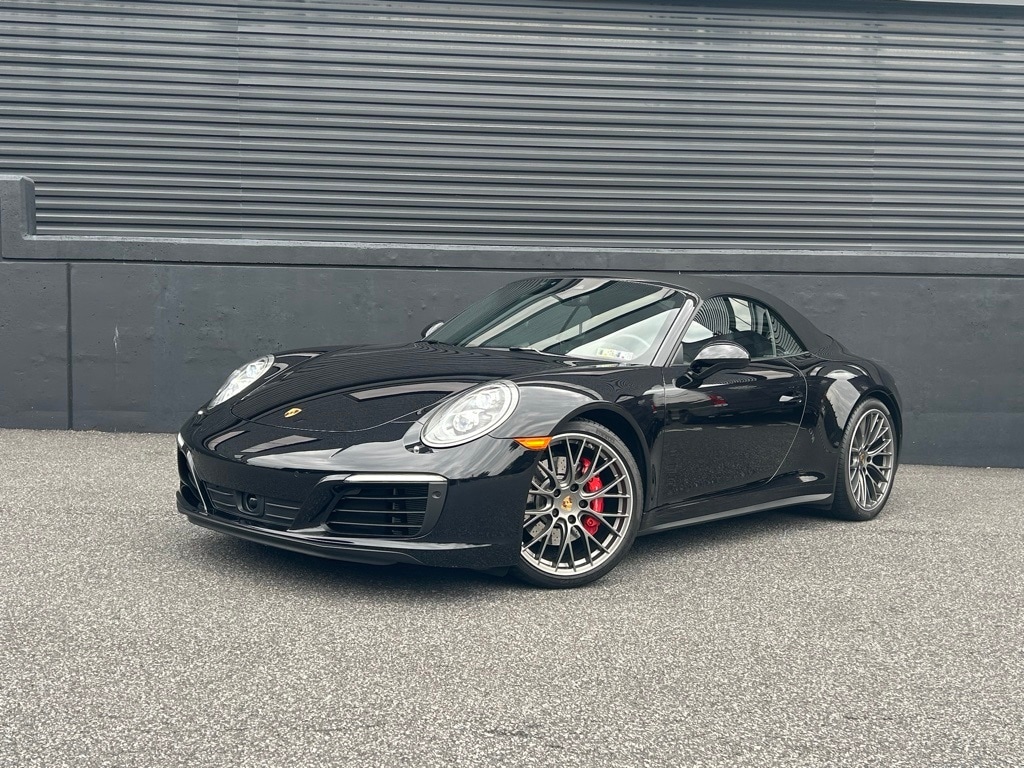 2017 Porsche 911 Carrera GTS's photo