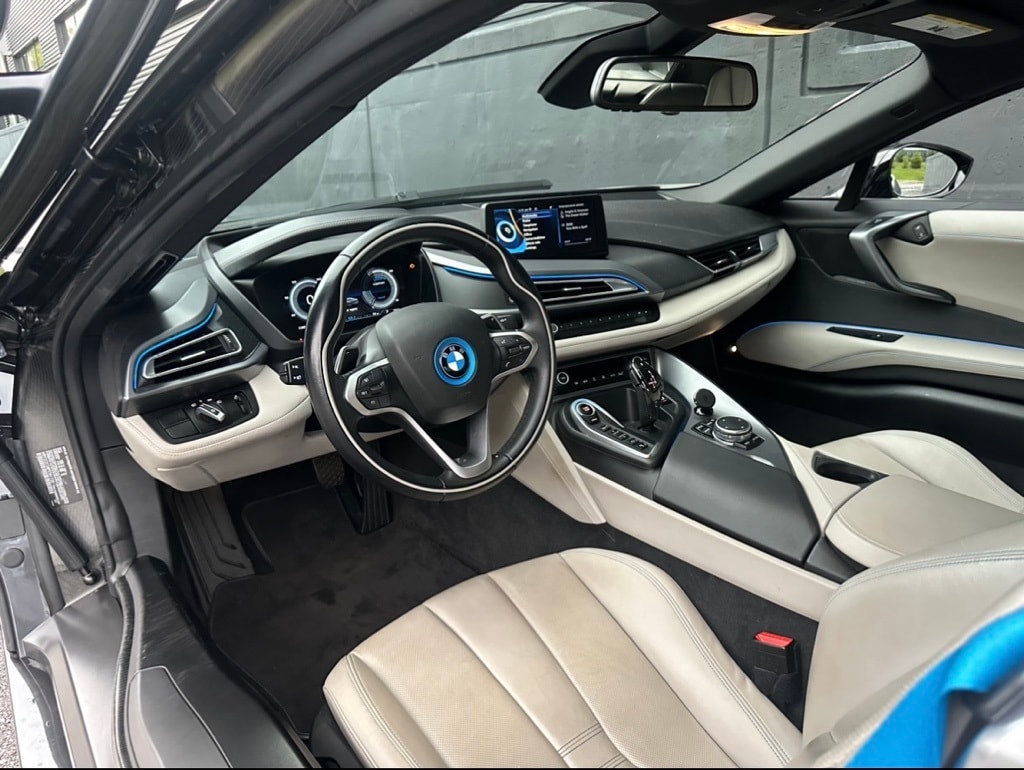Used 2015 BMW i8  Coupe