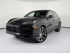 2026 Porsche Cayenne E-Hybrid SUV