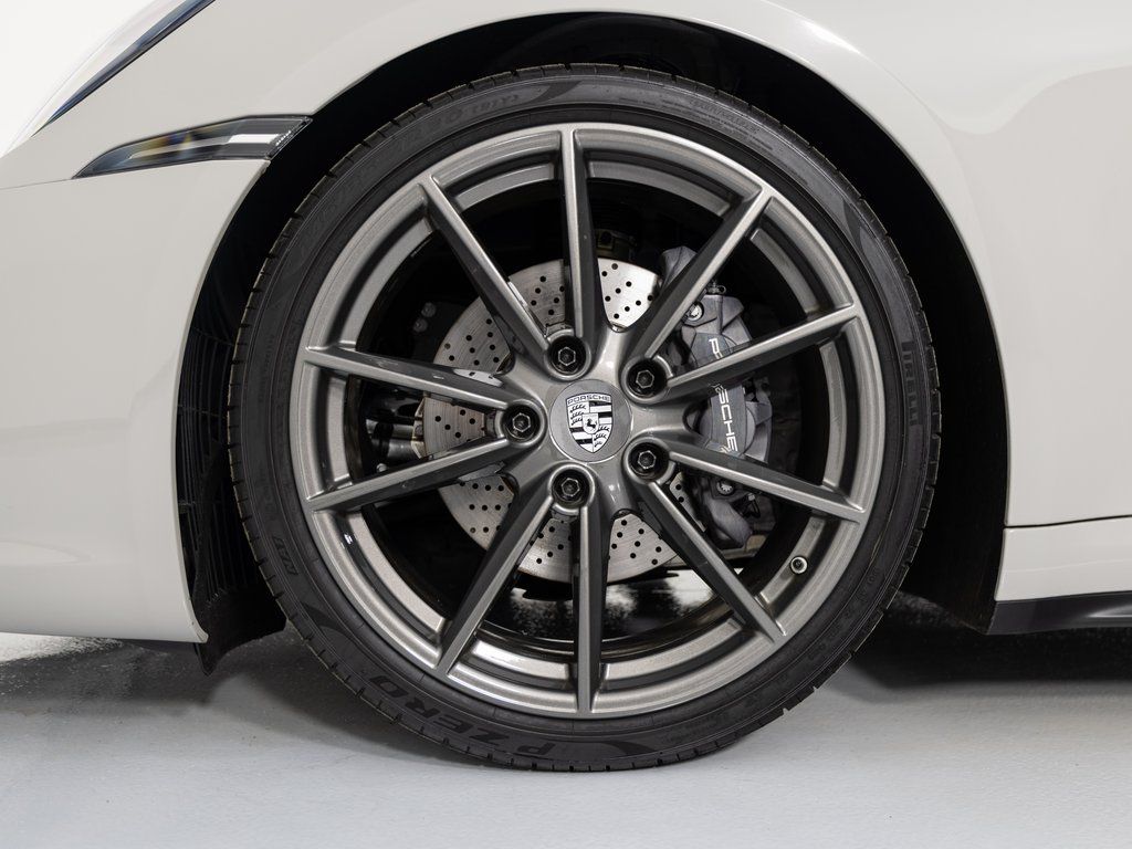 2024 Porsche 911 T - Photo 12