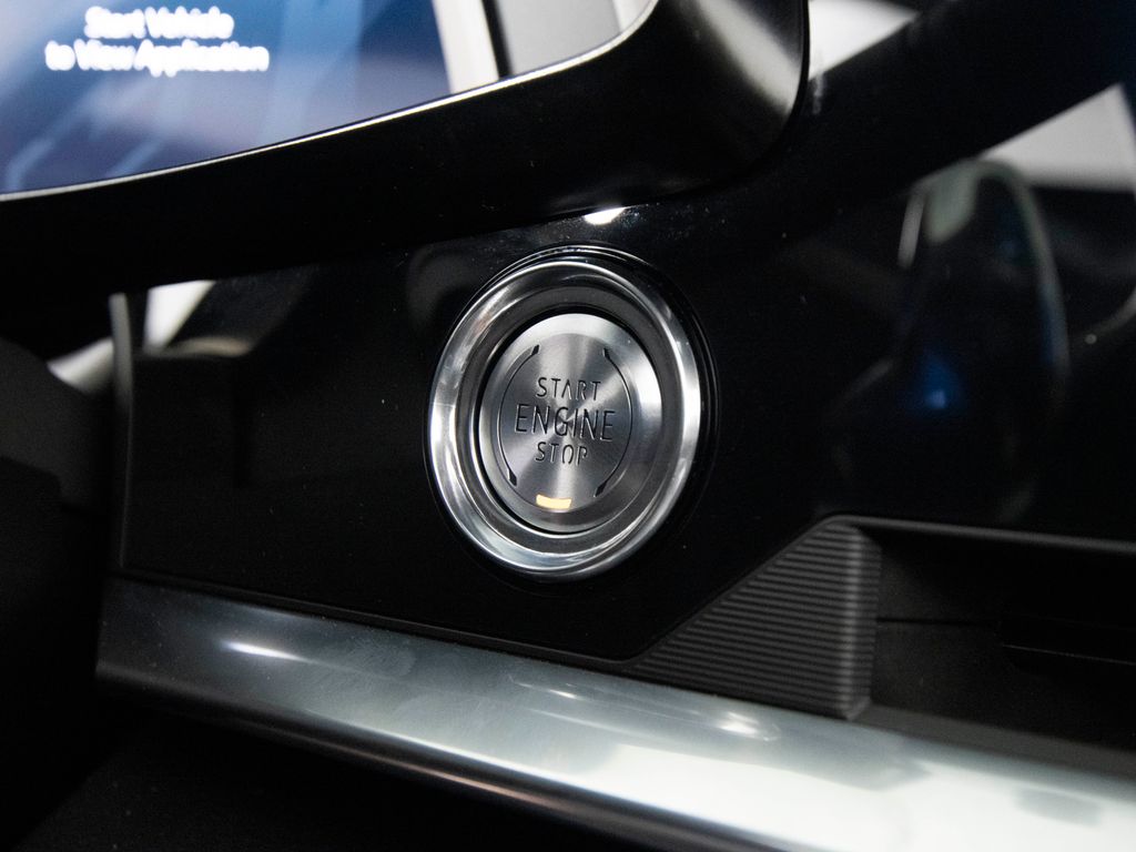 2024 Chevrolet Corvette 2LZ - Photo 22