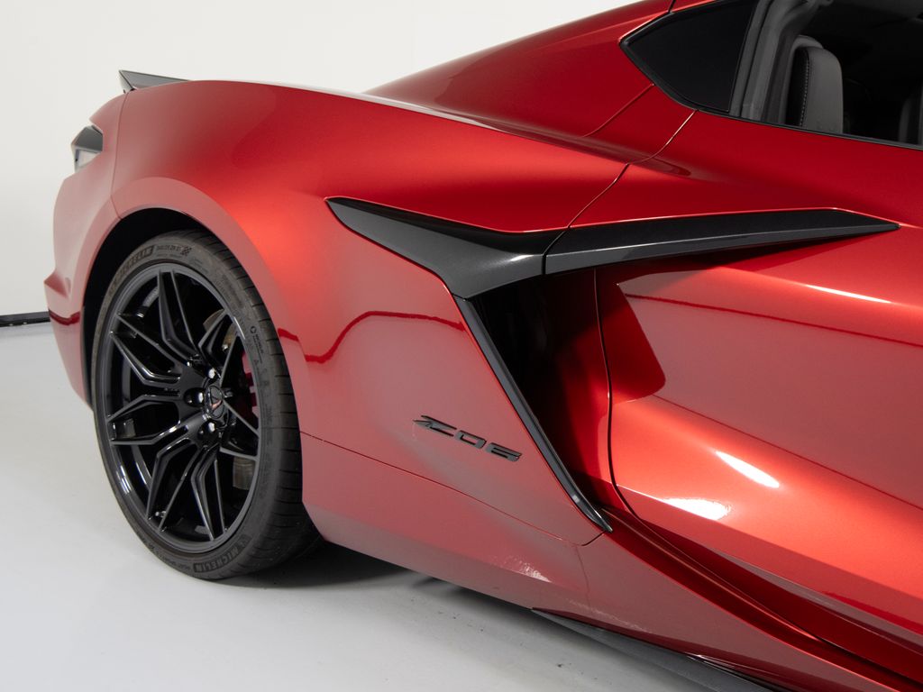 2024 Chevrolet Corvette 2LZ - Photo 40