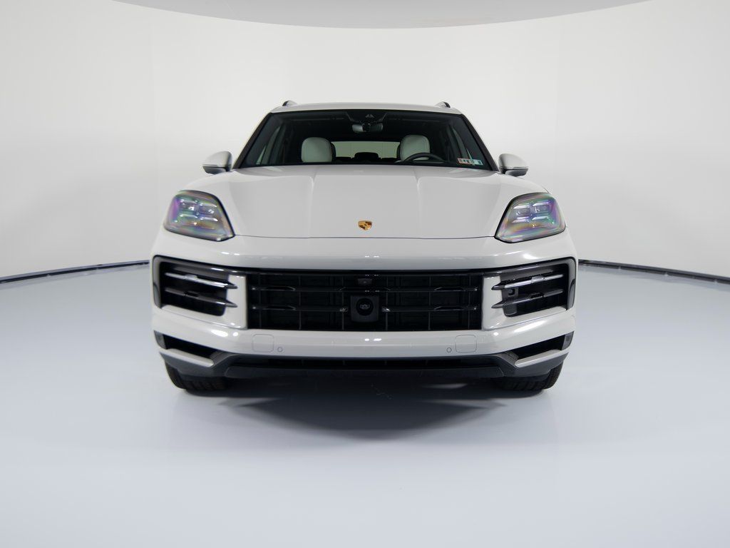 2026 Porsche Cayenne S - Photo 10