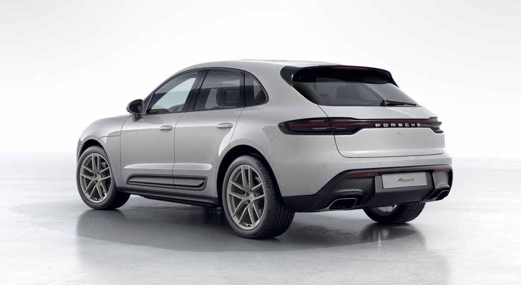 2025 Porsche Macan S photo 3