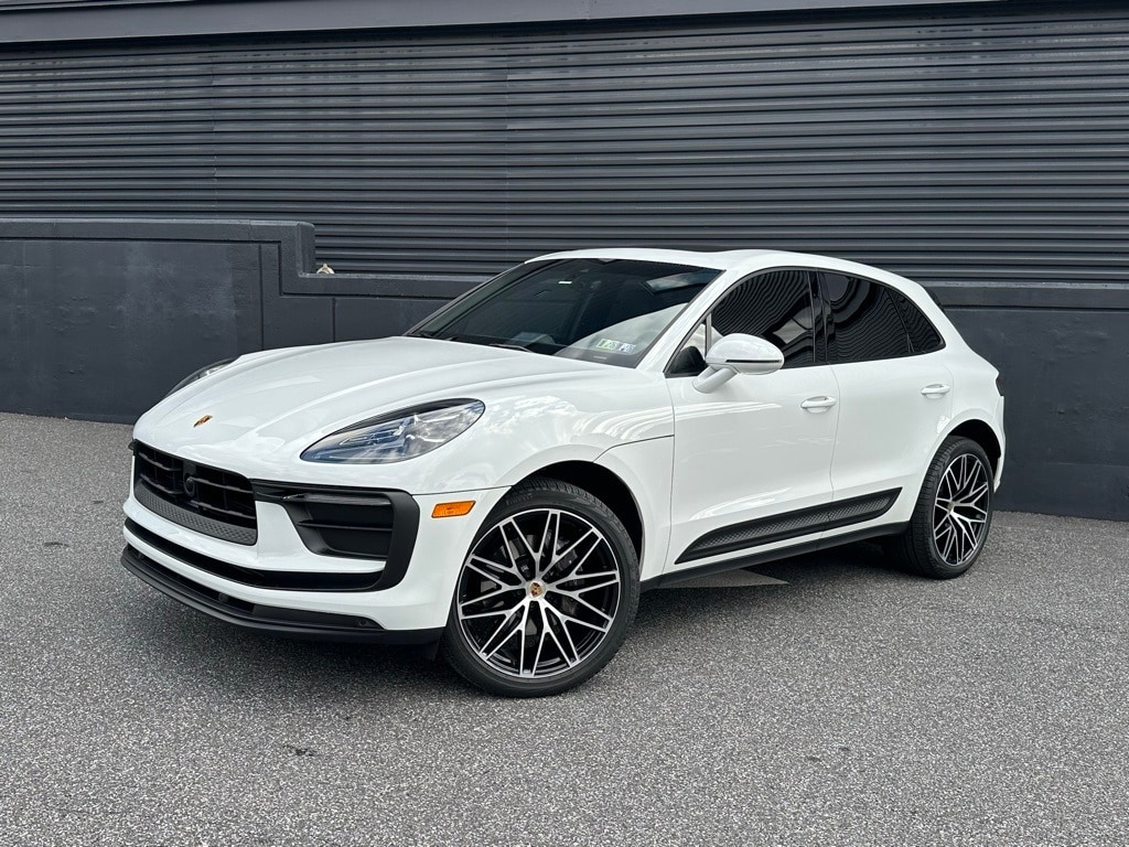 Certified 2024 Porsche Macan  SUV
