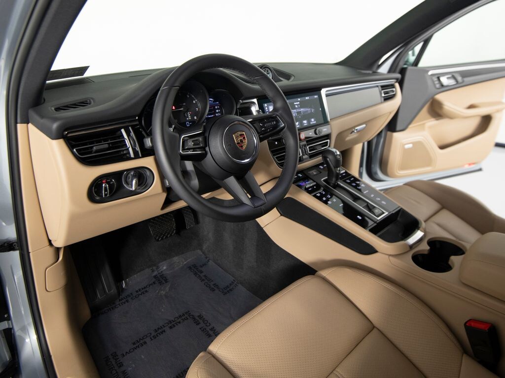 Certified 2025 Porsche Macan SUV