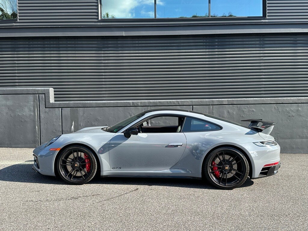 2023 Porsche 911 4 GTS photo 2