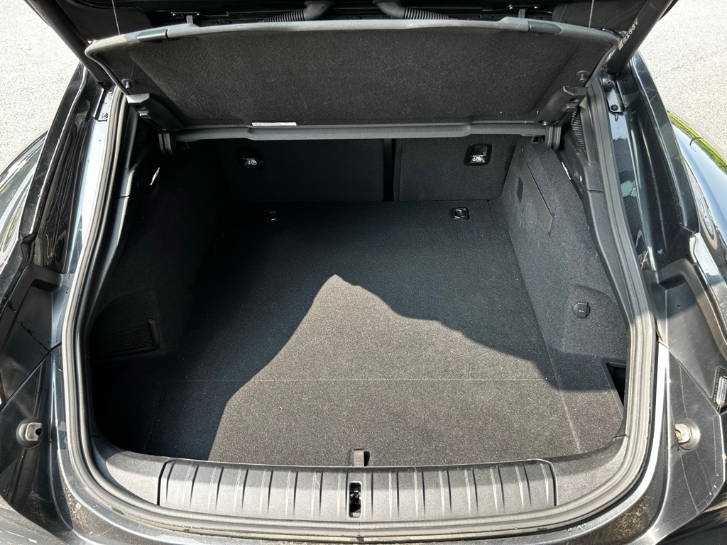 Certified 2022 Porsche Taycan Base with VIN WP0BA2Y18NSA67426 for sale in Newtown Square, PA