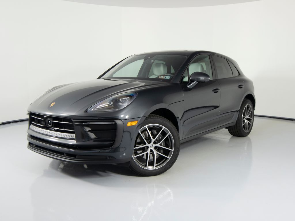 2026 Porsche Macan