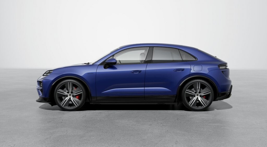2025 Porsche Macan Electric Turbo photo 2