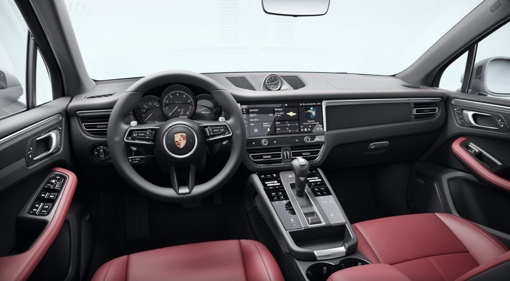 2026 Porsche Macan T photo 4