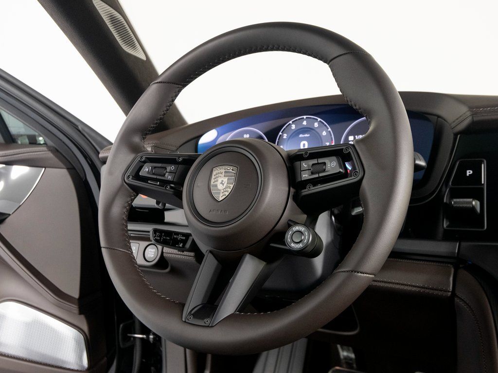 2026 Porsche Panamera Turbo E-Hybrid - Photo 29