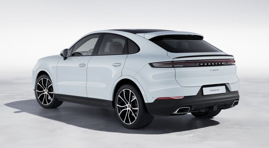 2026 Porsche Cayenne Coupe photo 3