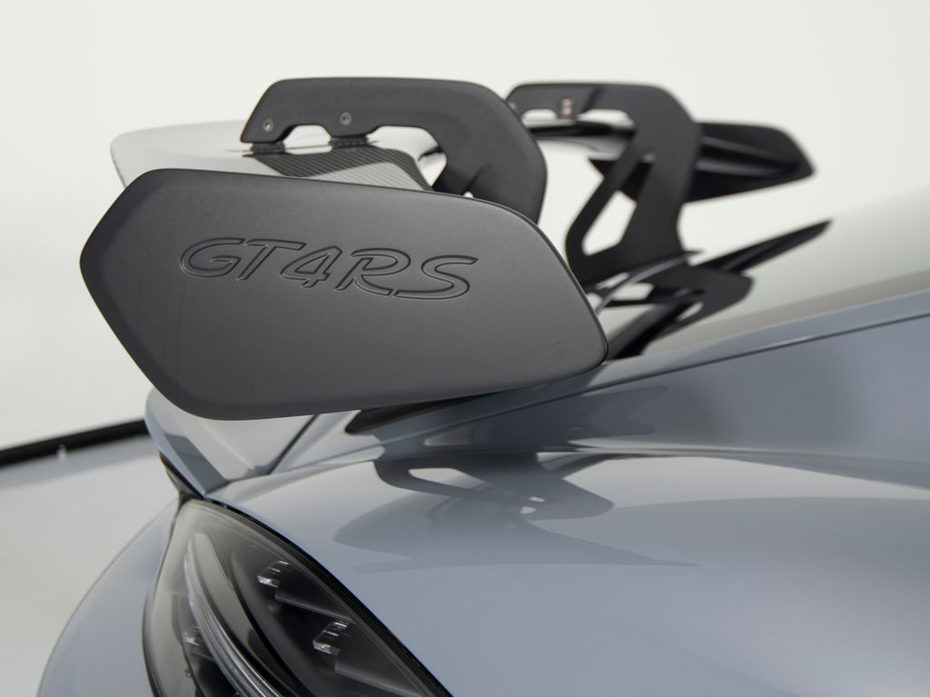 2024 Porsche 718 GT4 RS - Photo 45