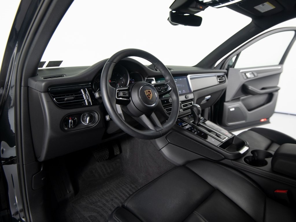 Certified 2025 Porsche Macan SUV