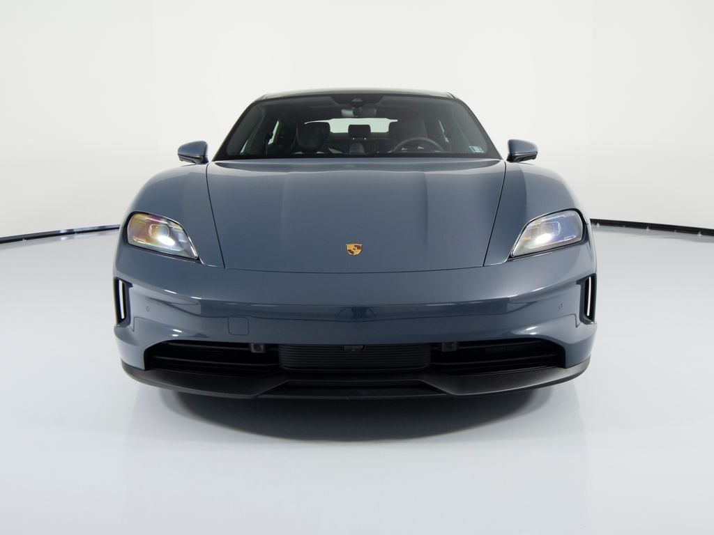 2026 Porsche Taycan Base - Photo 10