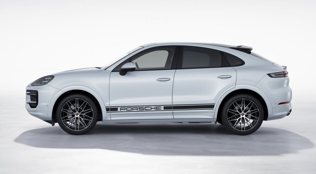 2026 Porsche Cayenne Coupe photo 2