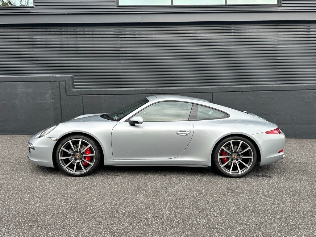 2014 Porsche 911 4S photo 2