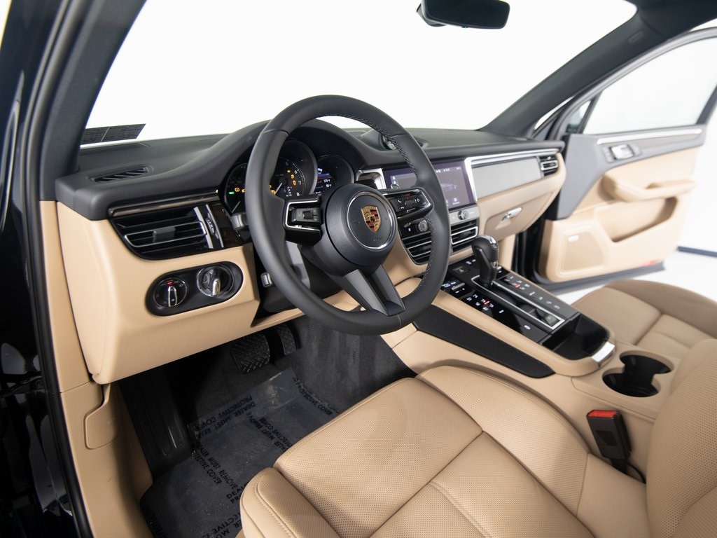 New 2026 Porsche Macan SUV