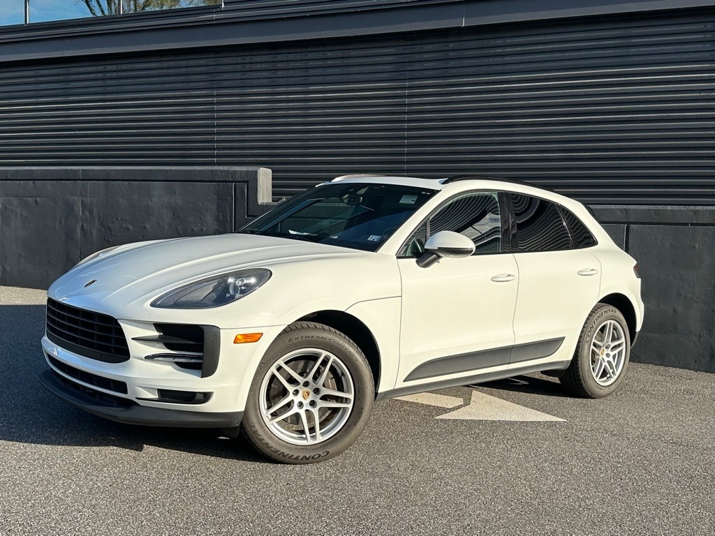 2020 Porsche Macan Base