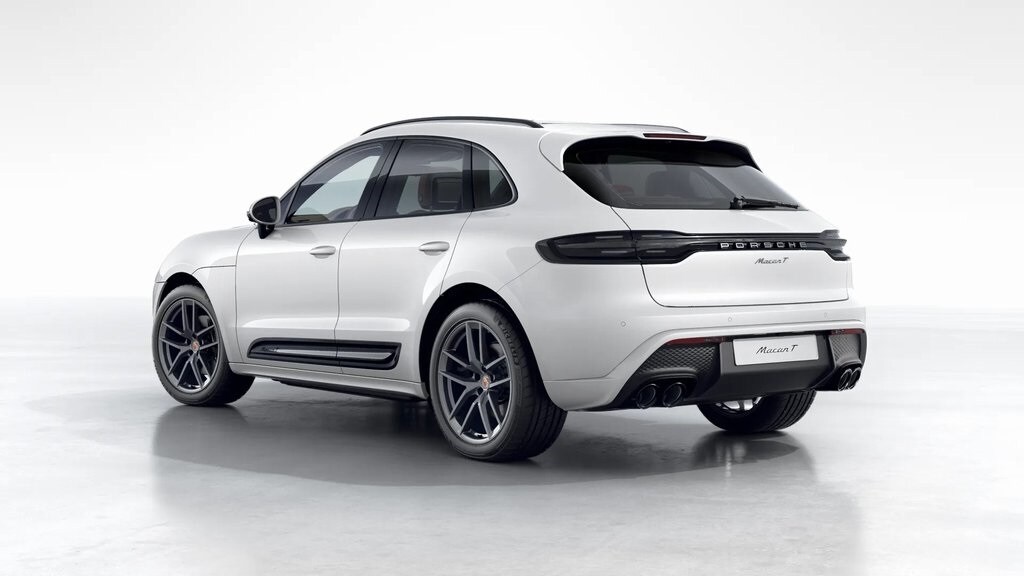2026 Porsche Macan T photo 3