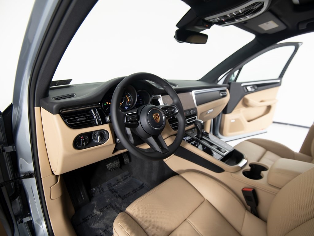 New 2026 Porsche Macan SUV